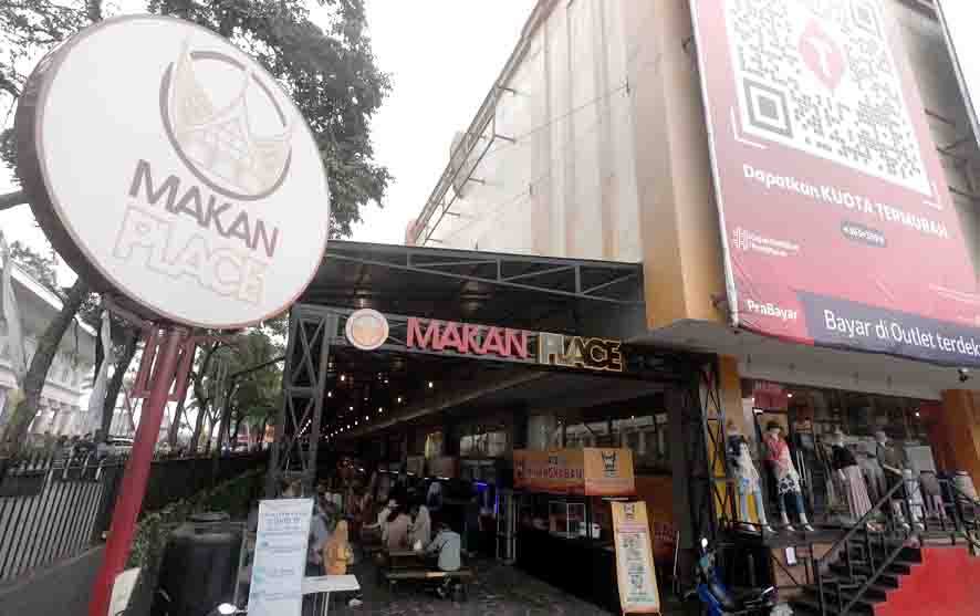 Makan Place Bukittinggi, Food Court Terdekat di Jam Gadang - Kata Sumbar