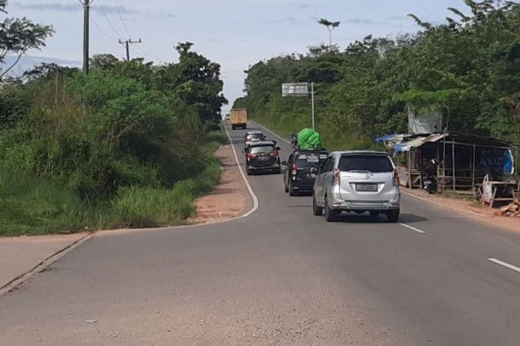 Aktivitas pemudik di jalur lintas Sumatera