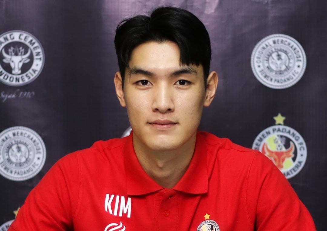 Mengenal Kim Min Gyu, Bek Jangkung Rekrutan Baru Semen Padang FC - Kata ...