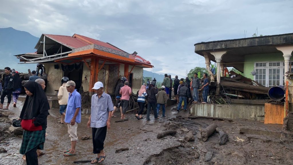 Sejumlah rumah warga di Kabupaten Agam rusak parah akibat terjangan lahar dingin Gunung Marapi